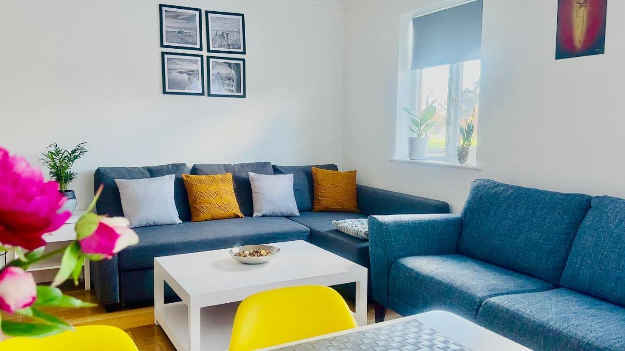 Amazing Location - City Of London- 2 Bedroom Stunning Canal View House With Private Garden,Parking & Balcony Exterior foto
