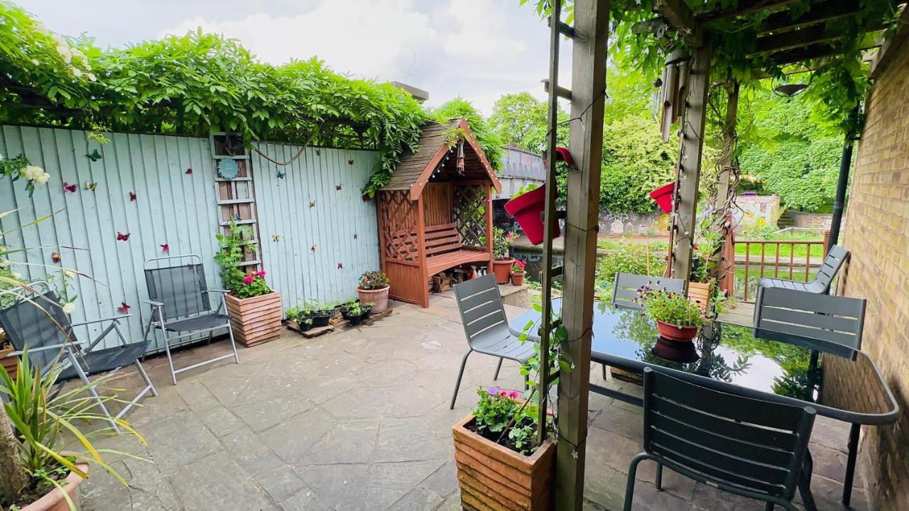 Amazing Location - City Of London- 2 Bedroom Stunning Canal View House With Private Garden,Parking & Balcony Exterior foto
